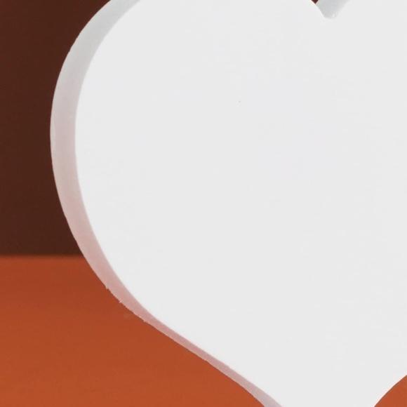 1pc Heart Shaped Art Decoration - Picture 2 of 4